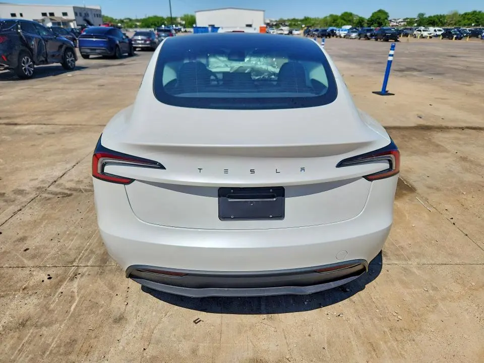 2025 TESLA MODEL 3   