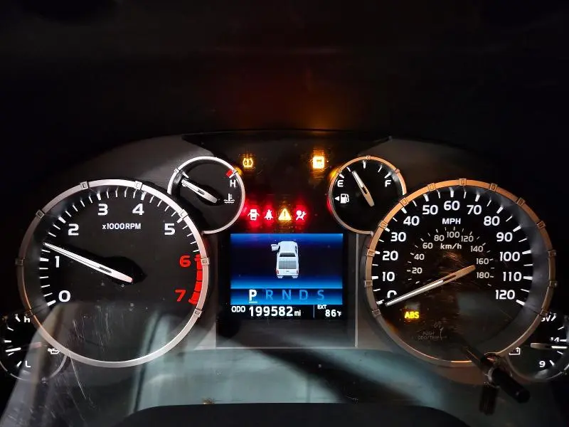 2017 TOYOTA TUNDRA SR5  