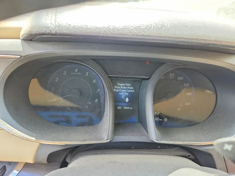 2016 TOYOTA AVALON XLE  