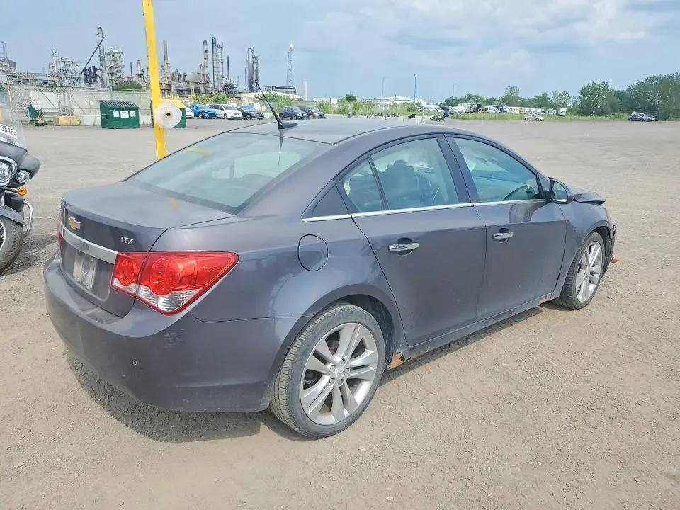 2011 CHEVROLET CRUZE LTZ  