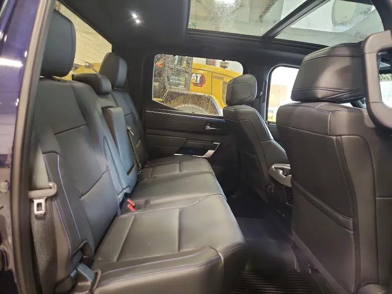 2023 TOYOTA TUNDRA PLATINUM  