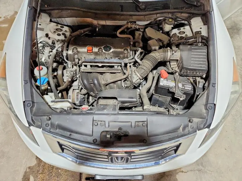 2010 HONDA ACCORD LX  