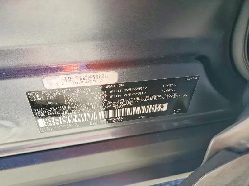 2024 TOYOTA RAV4 XLE  