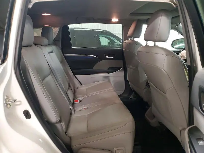 2019 TOYOTA HIGHLANDER LIMITED  