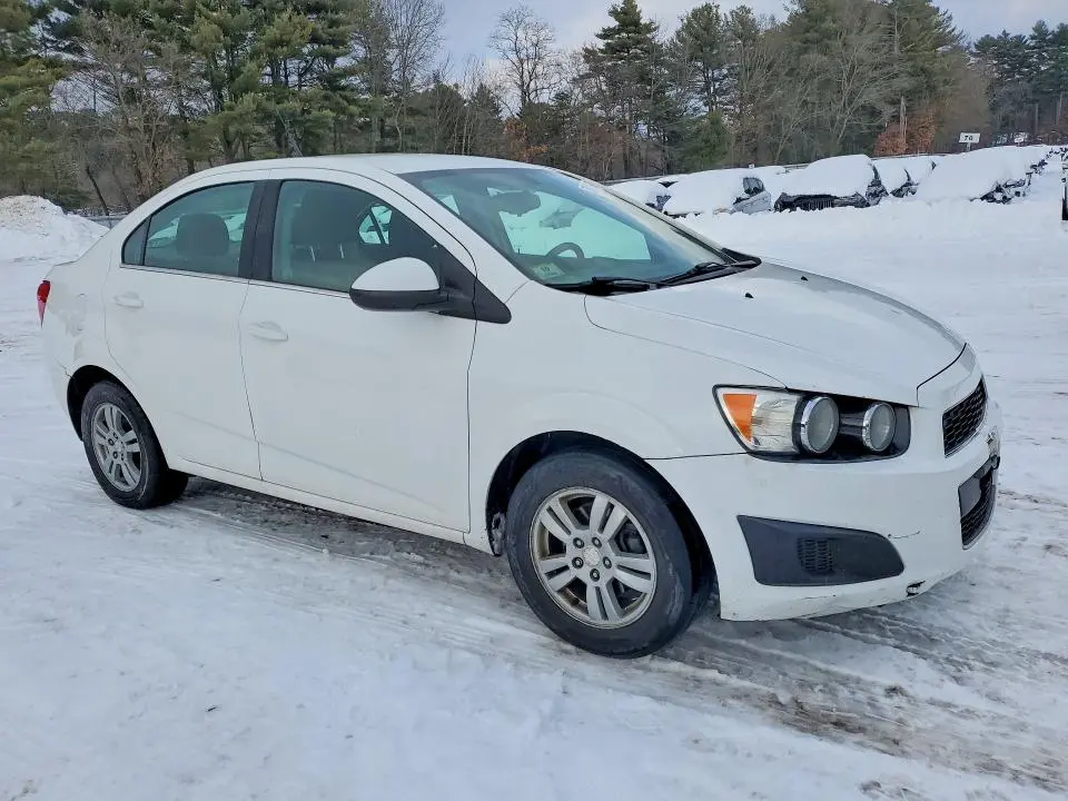 2014 CHEVROLET SONIC LT  