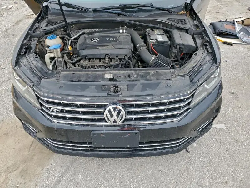 2016 VOLKSWAGEN PASSAT S  