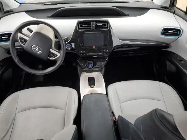 2017 TOYOTA PRIUS   