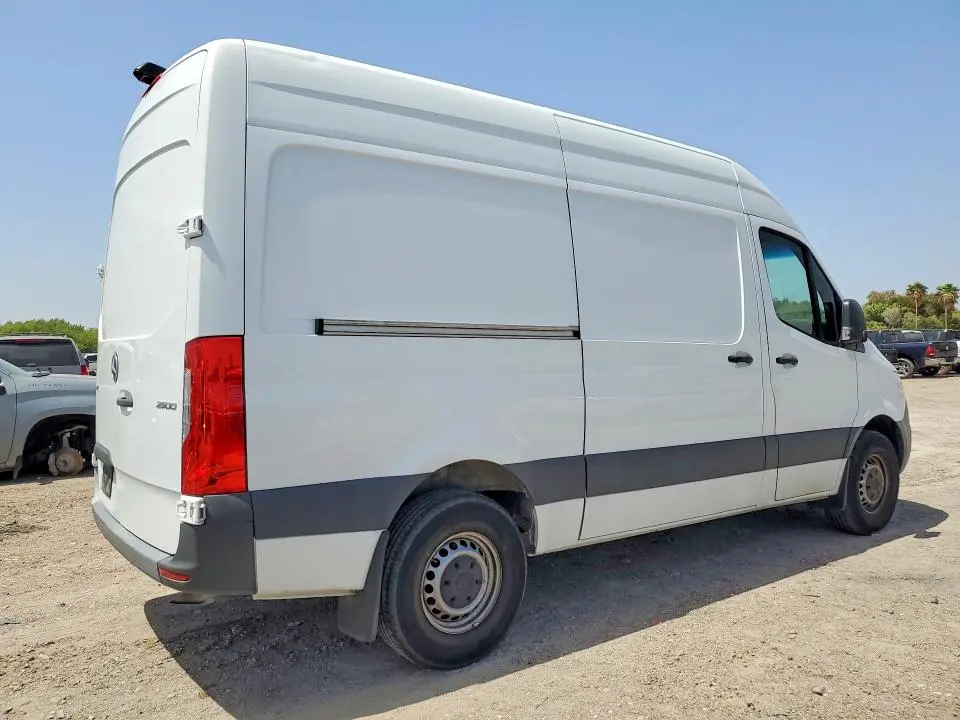 2022 MERCEDES-BENZ SPRINTER 2500  