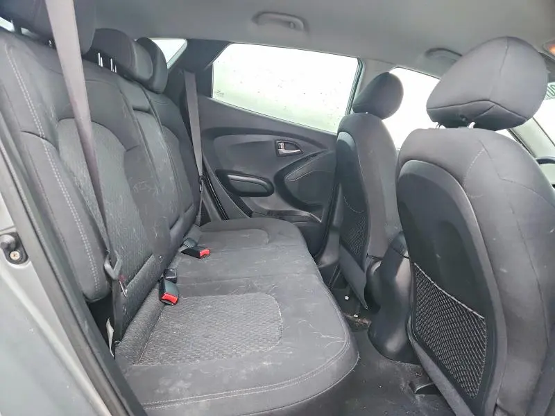 2011 HYUNDAI TUCSON GL  