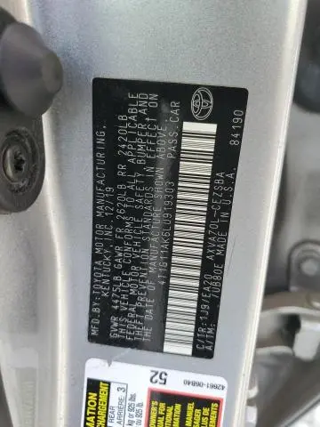 2020 TOYOTA CAMRY SE  