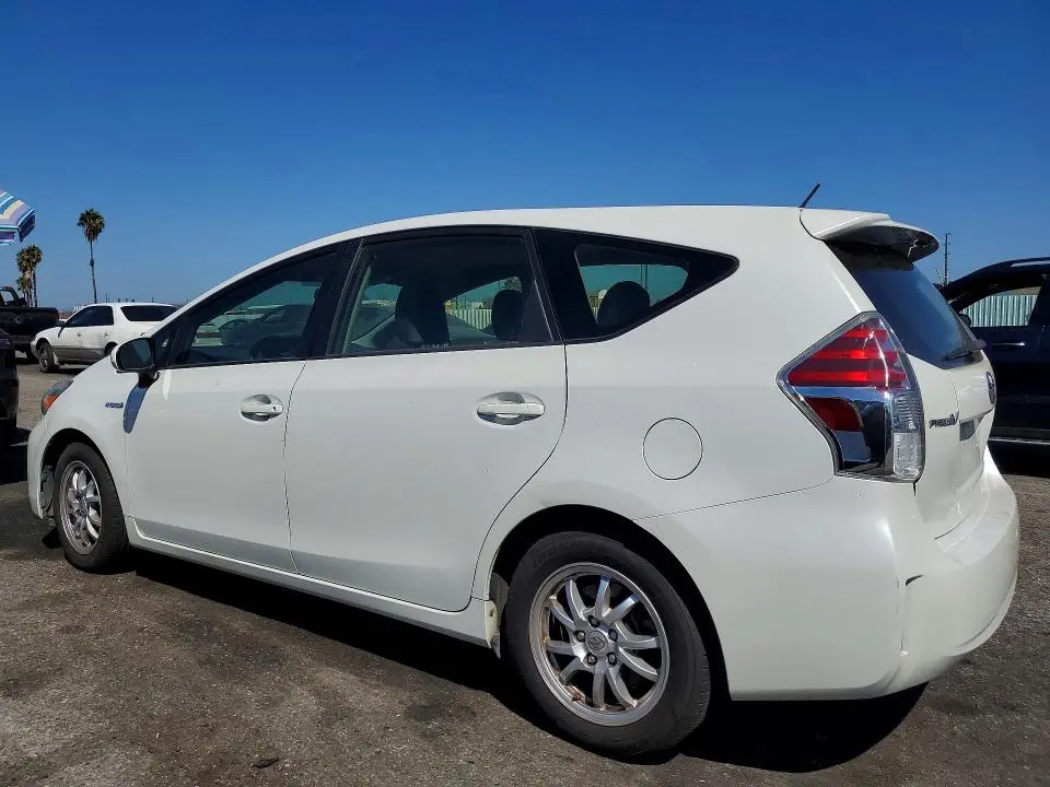 2015 TOYOTA PRIUS V TWO  