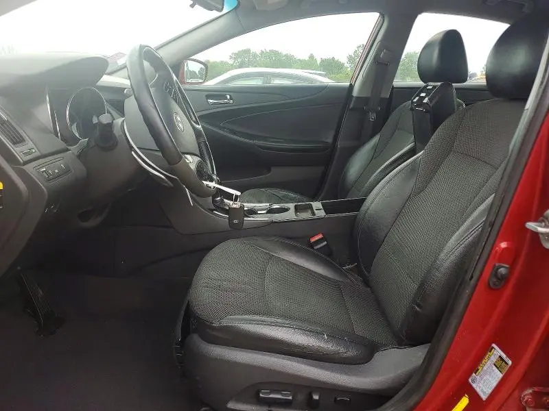 2012 HYUNDAI SONATA SE  