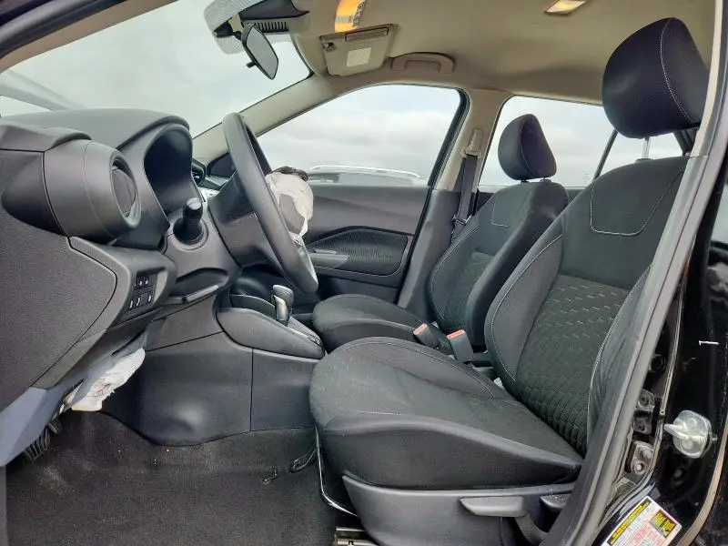 2022 NISSAN KICKS S  
