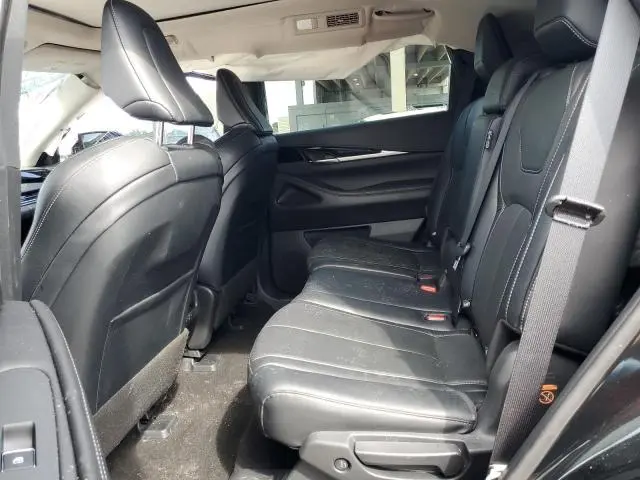 2024 INFINITI QX60 PURE  