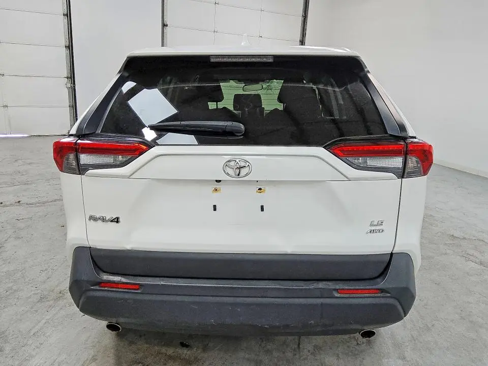 2023 TOYOTA RAV4 LE  
