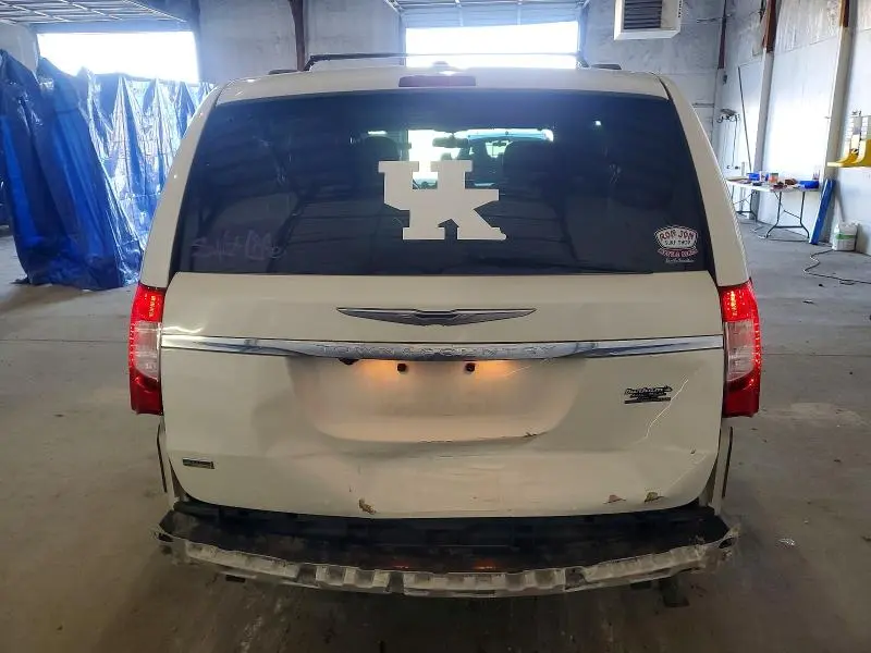 2013 CHRYSLER TOWN & COUNTRY TOURING  