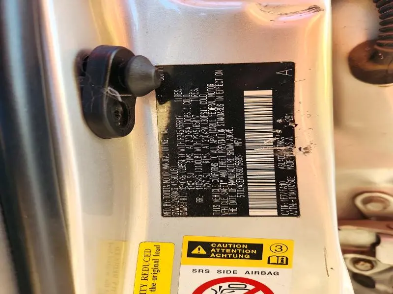 2011 TOYOTA HIGHLANDER BASE  