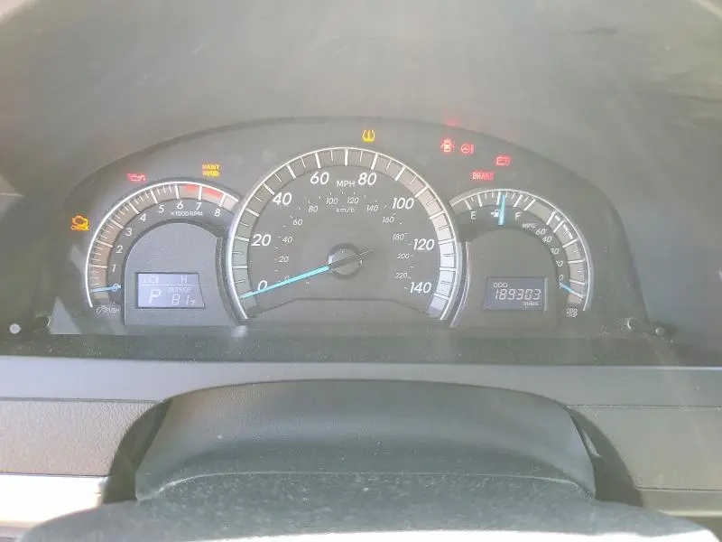 2012 TOYOTA CAMRY SE  
