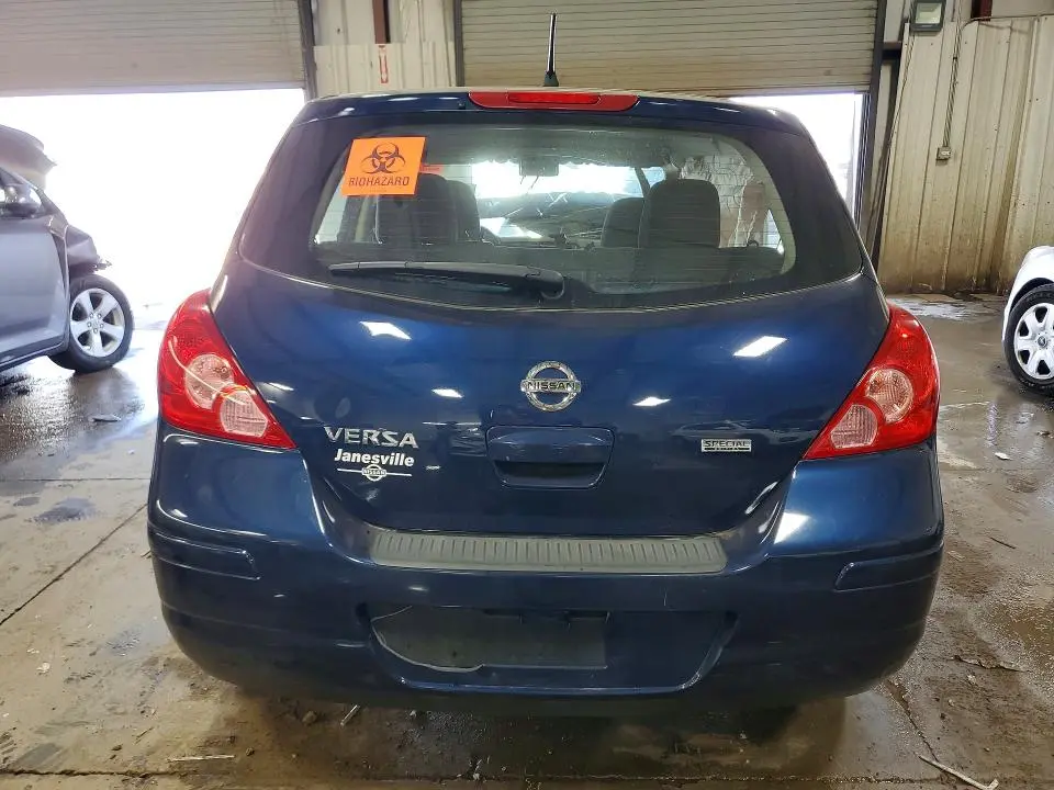 2012 NISSAN VERSA 1.8 S  