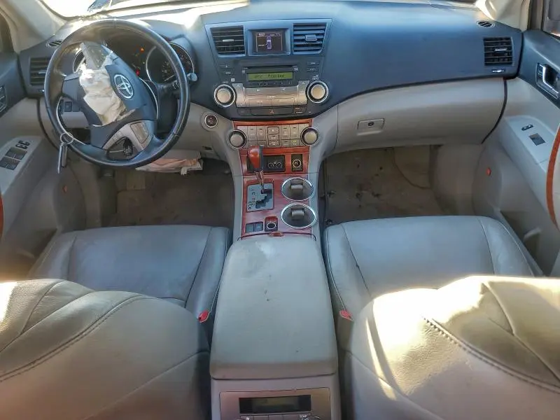 2010 TOYOTA HIGHLANDER LIMITED  