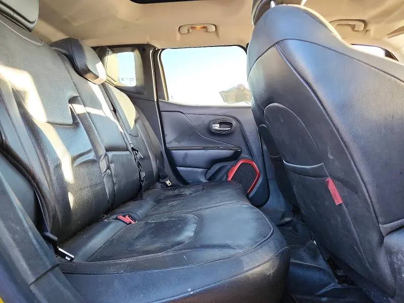 2015 JEEP RENEGADE TRAILHAWK  