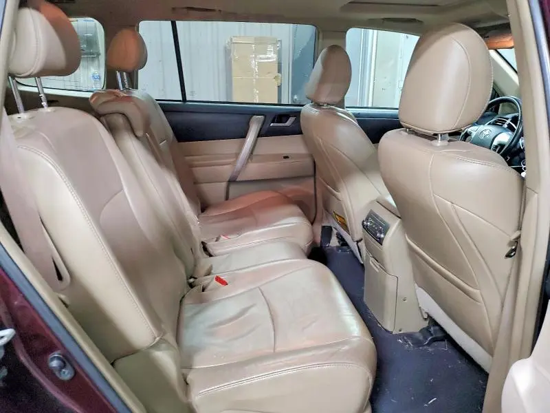 2012 TOYOTA HIGHLANDER BASE  