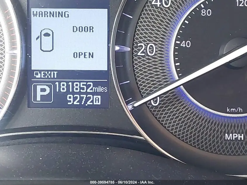 2017 INFINITI QX80  