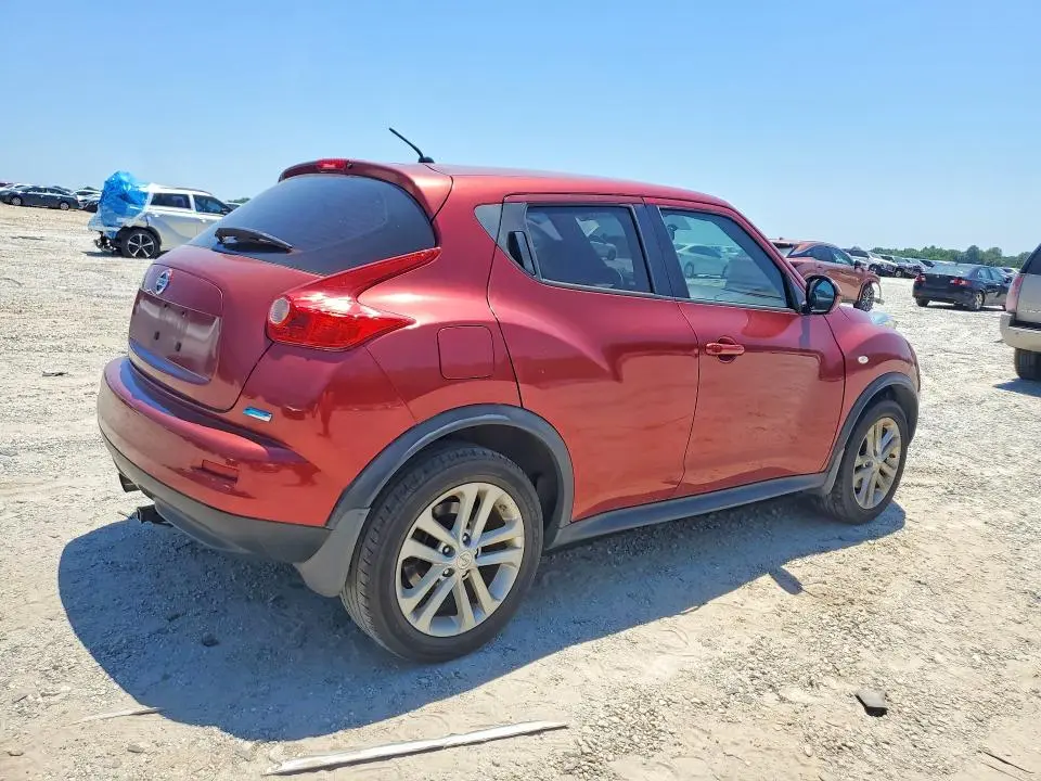 2013 NISSAN JUKE S  