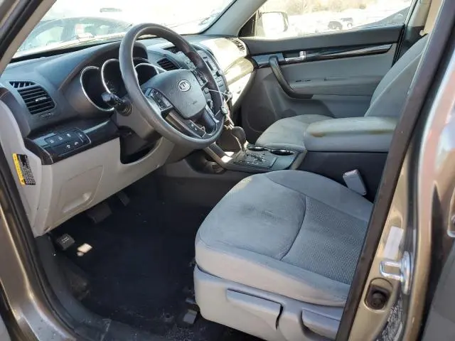 2012 KIA SORENTO BASE  