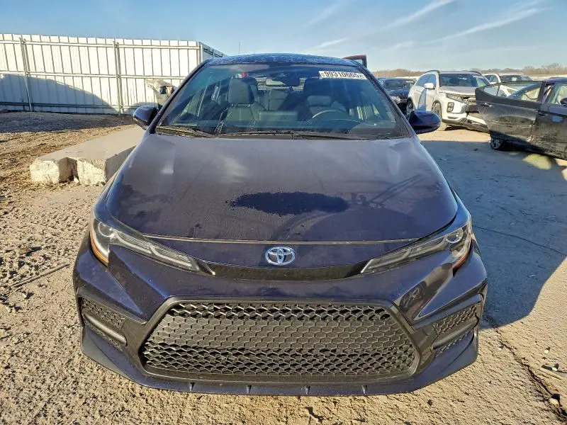 2022 TOYOTA COROLLA SE  