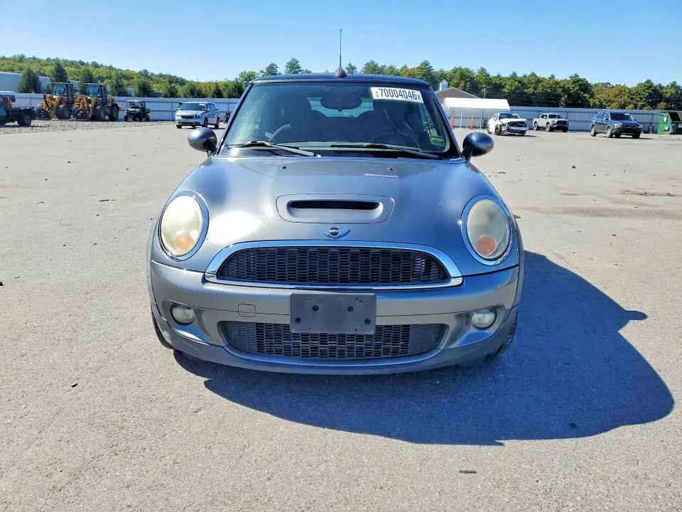 2010 MINI COOPER S  