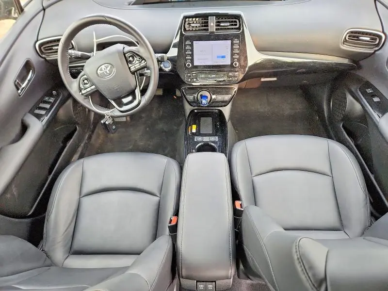 2020 TOYOTA PRIUS XLE AWD-E  