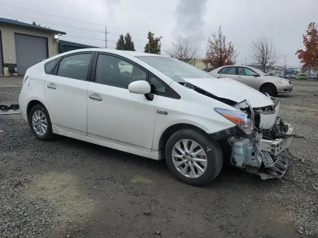 2012 TOYOTA PRIUS PLUG-IN   