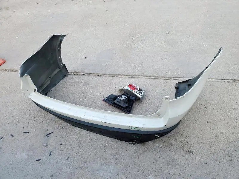 2017 TOYOTA HIGHLANDER LE  