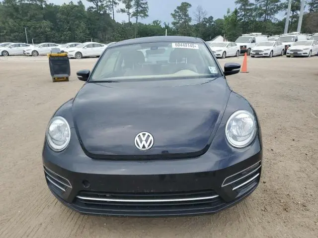 2018 VOLKSWAGEN BEETLE SE  