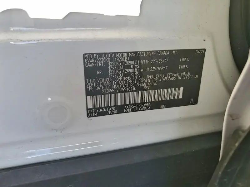 2024 TOYOTA RAV4 XLE  