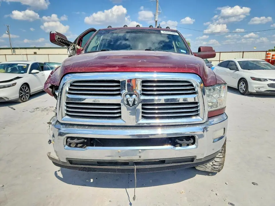 2016 RAM 2500 SLT  