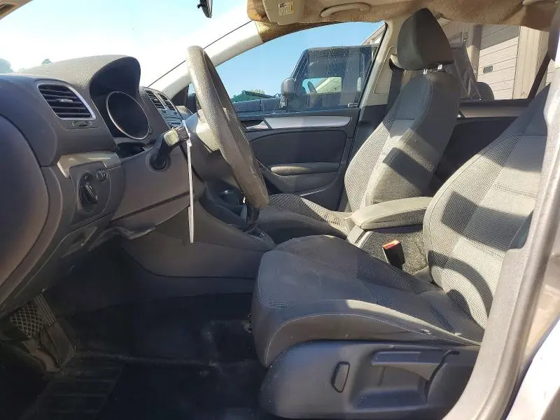 2013 VOLKSWAGEN GOLF   