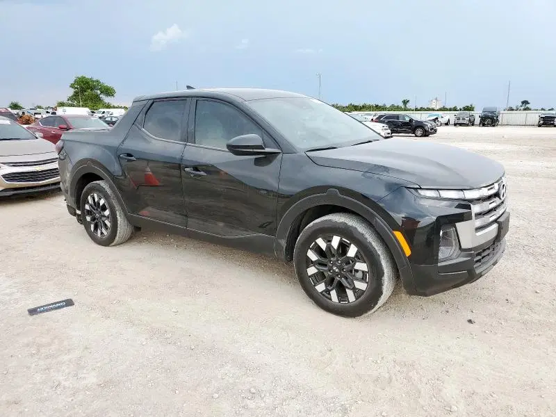 2025 HYUNDAI SANTA CRUZ SE  