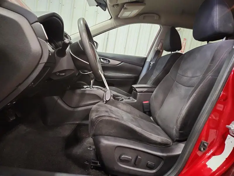 2014 NISSAN ROGUE SV  