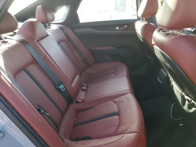2022 KIA K5 GT LINE  