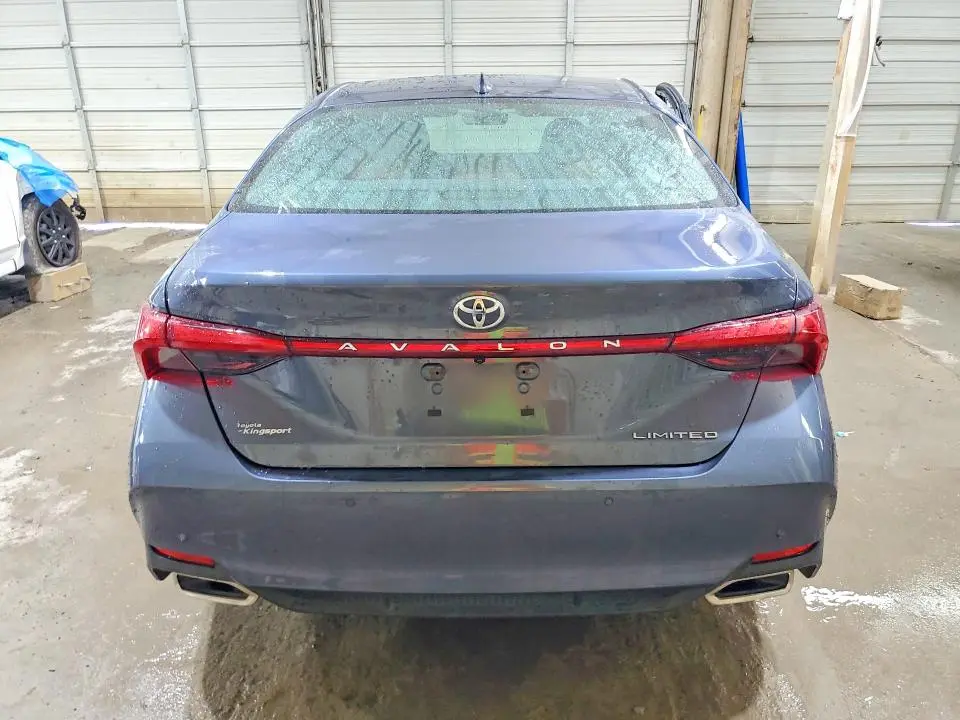 2019 TOYOTA AVALON LIMITED  