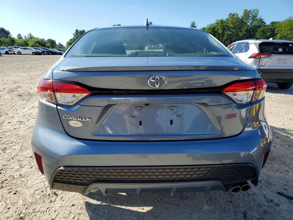 2021 TOYOTA COROLLA SE  