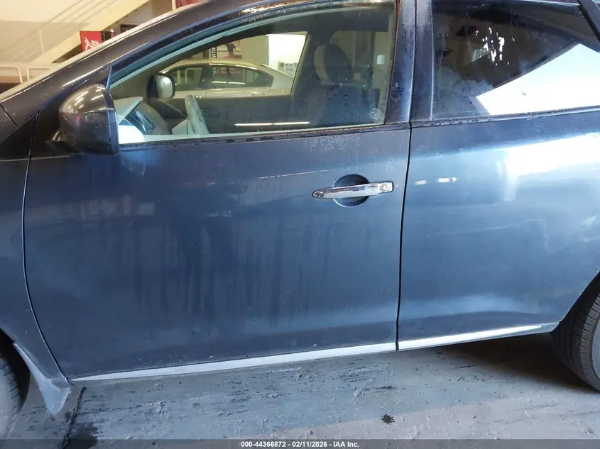 2011 NISSAN MURANO SV