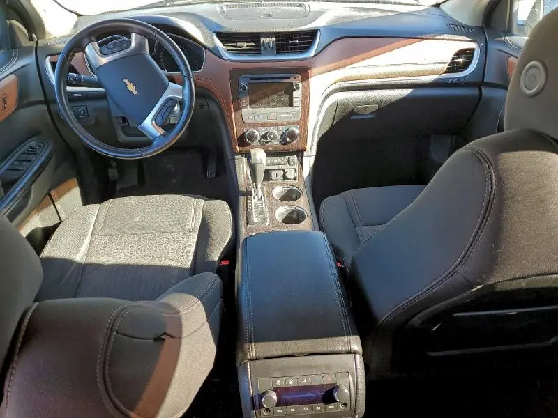 2015 CHEVROLET TRAVERSE LT  