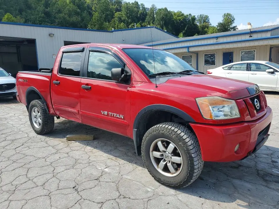 2012 NISSAN TITAN SV  