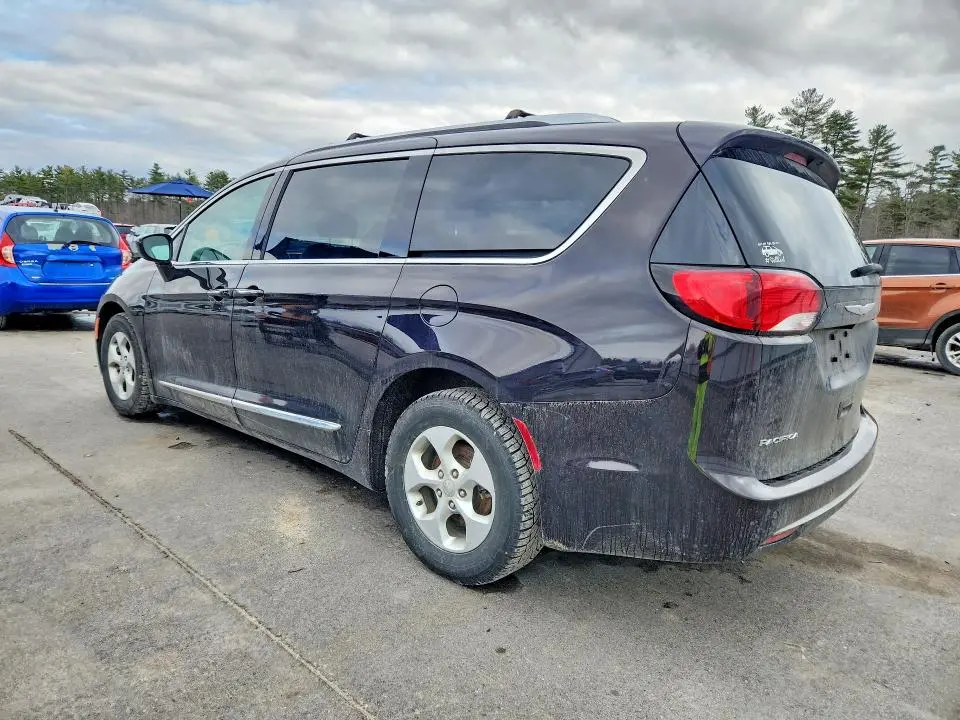 2017 CHRYSLER PACIFICA TOURING L PLUS  