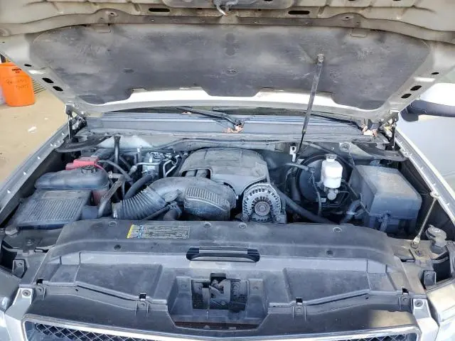 2010 CHEVROLET SUBURBAN