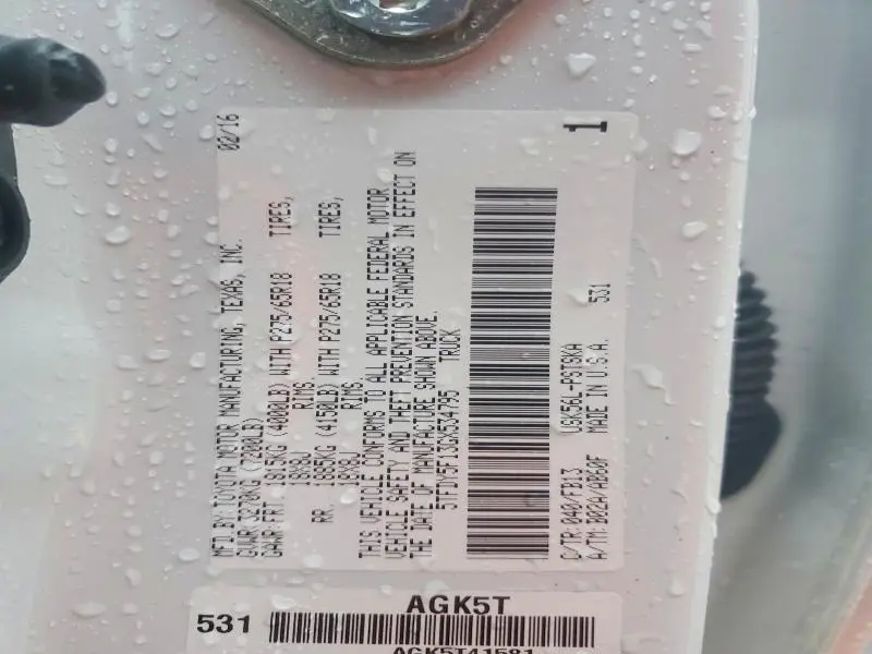 2016 TOYOTA TUNDRA CREWMAX SR5  