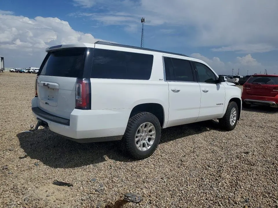 2017 GMC YUKON XL K1500 SLT  